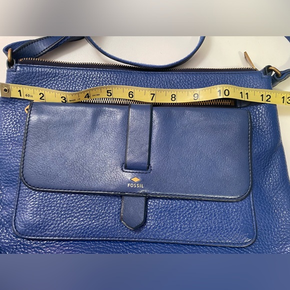 Fossil Blue Leather Crossbody Messenger Style Purse with front snap pocket - Picture 6 of 16